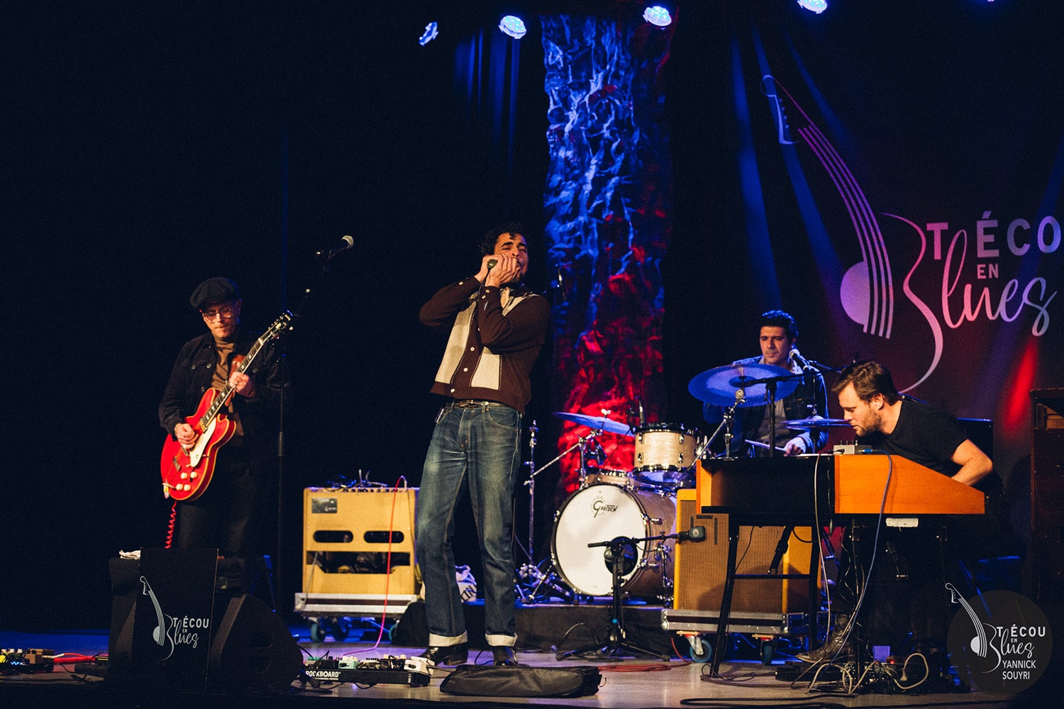 Max & His Bandolera Serenade (c) Yannick Souyri